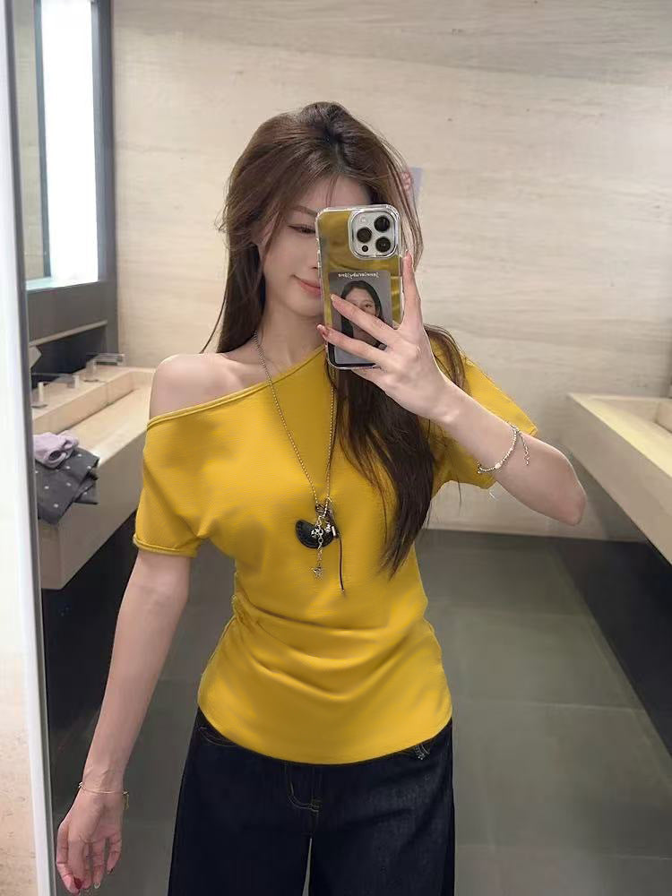 Women's Short-sleeved T-shirt Off-the-shoulder Fitted Waist Top - Elevate Your Wardrobe with Every Thread